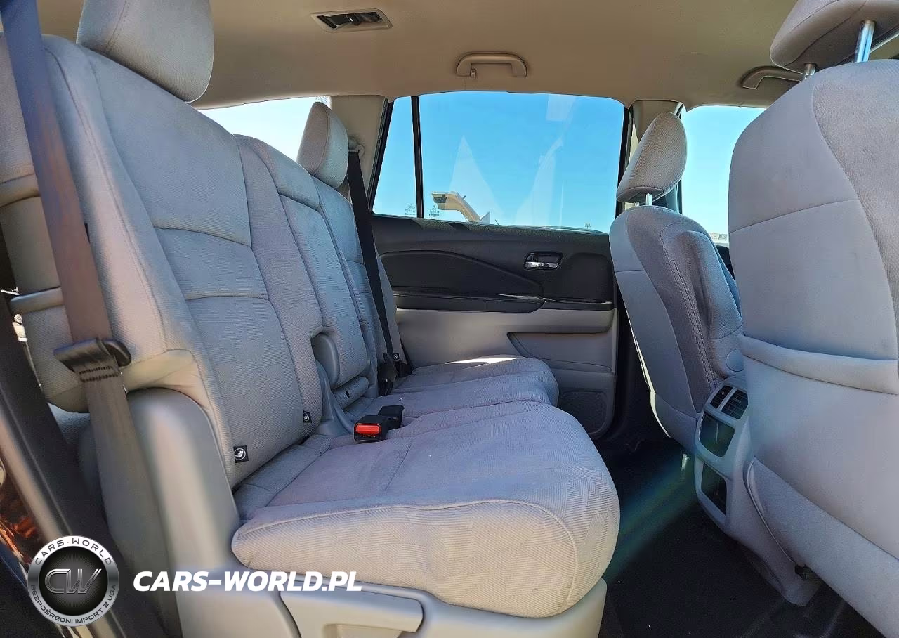 2021 Honda Pilot Lx VIN:5FNYF6H12MB018427 - 11