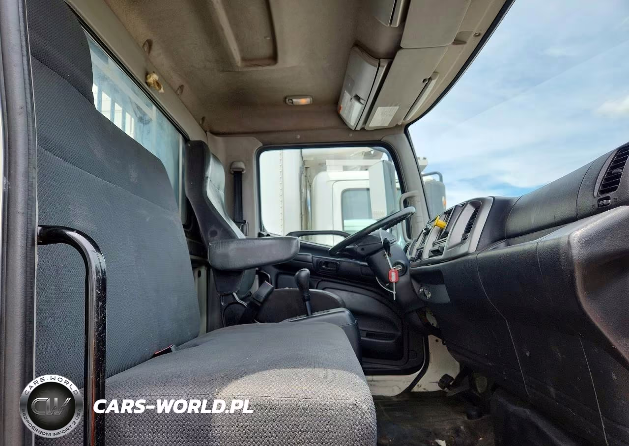 2015 Hino Hino 268 VIN:5PVNJ8JR0F4S51004 - 5