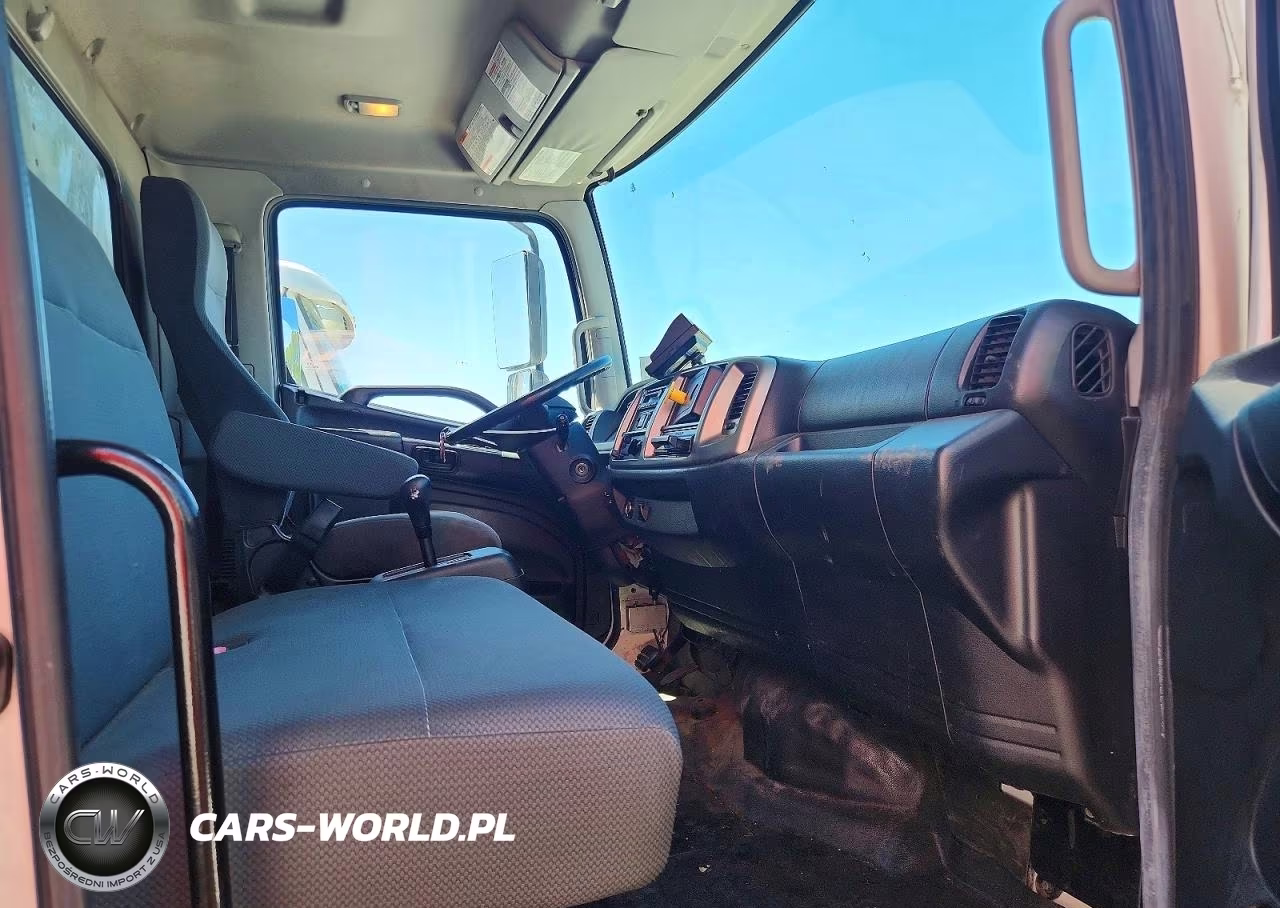 2018 Hino 268A Box Truck VIN:5PVNJ8JT4J4S58509 - 5