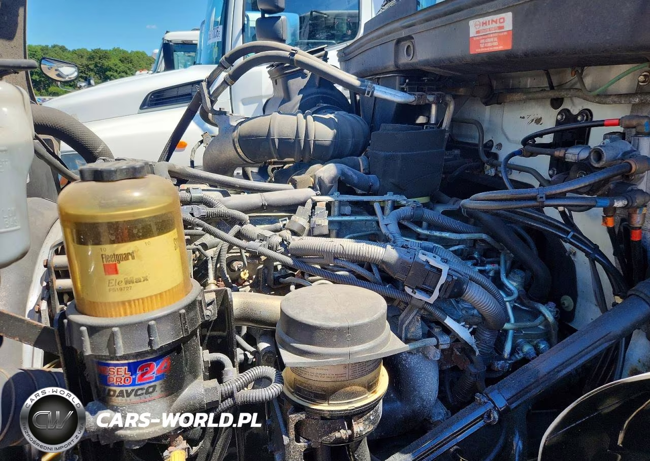 2018 Hino 268A Box Truck VIN:5PVNJ8JT4J4S58509 - 7