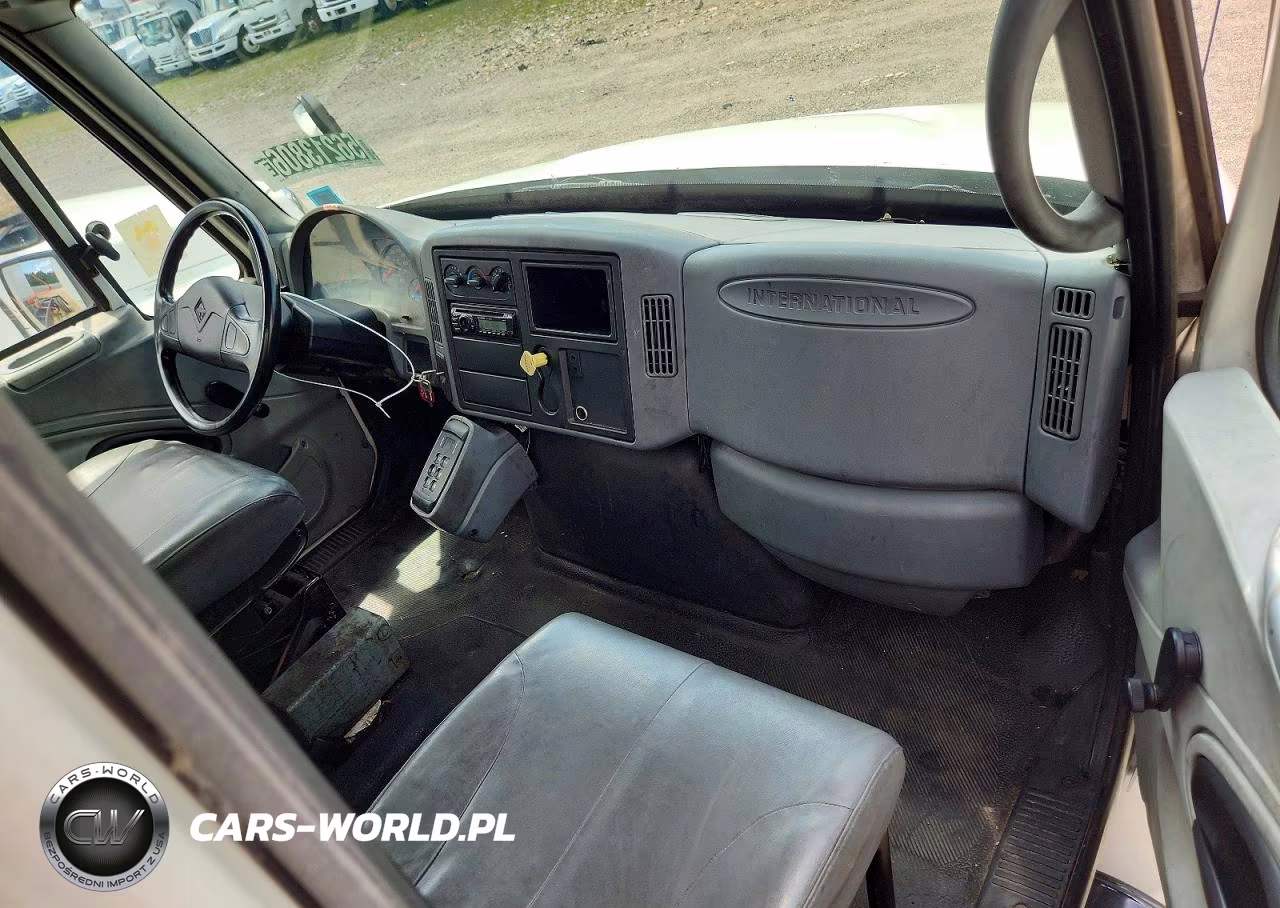 2007 International 4400 Box Truck VIN:1HTMKAANX7H503206 - 8