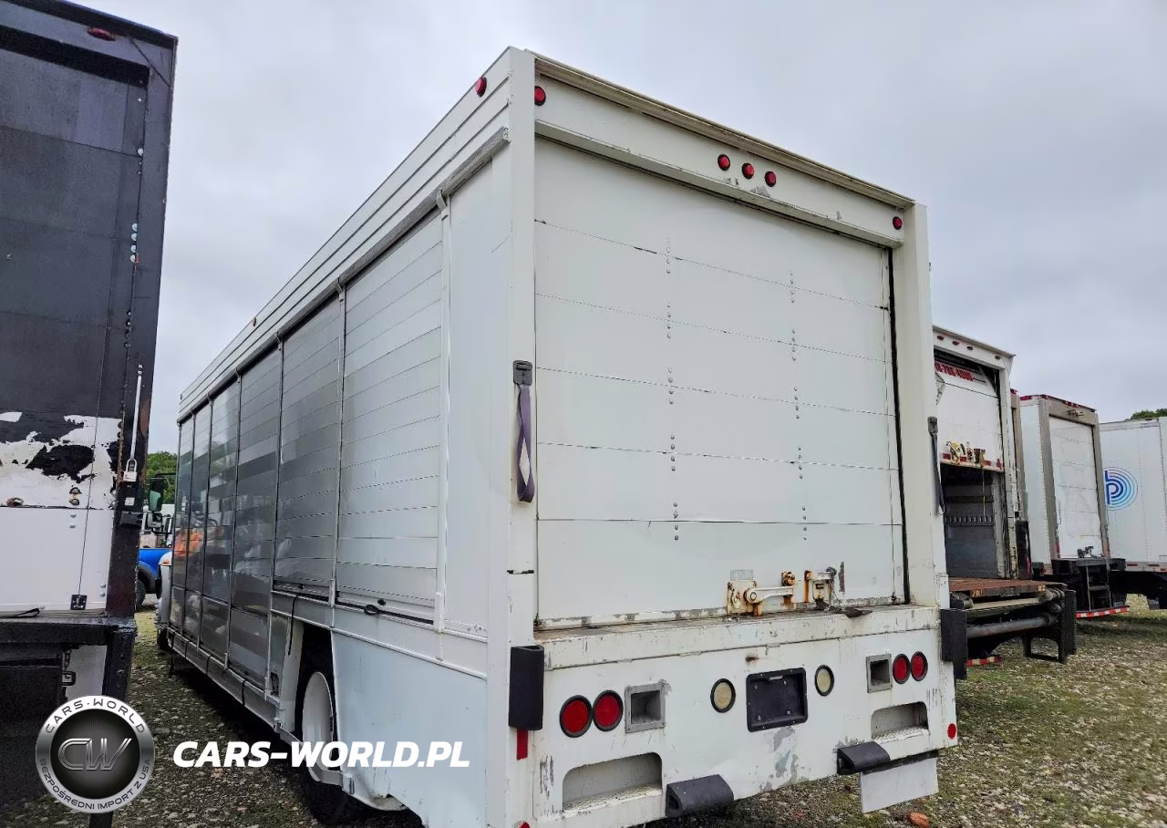 2007 International 4400 Box Truck VIN:1HTMKAAN17H503207 - 3