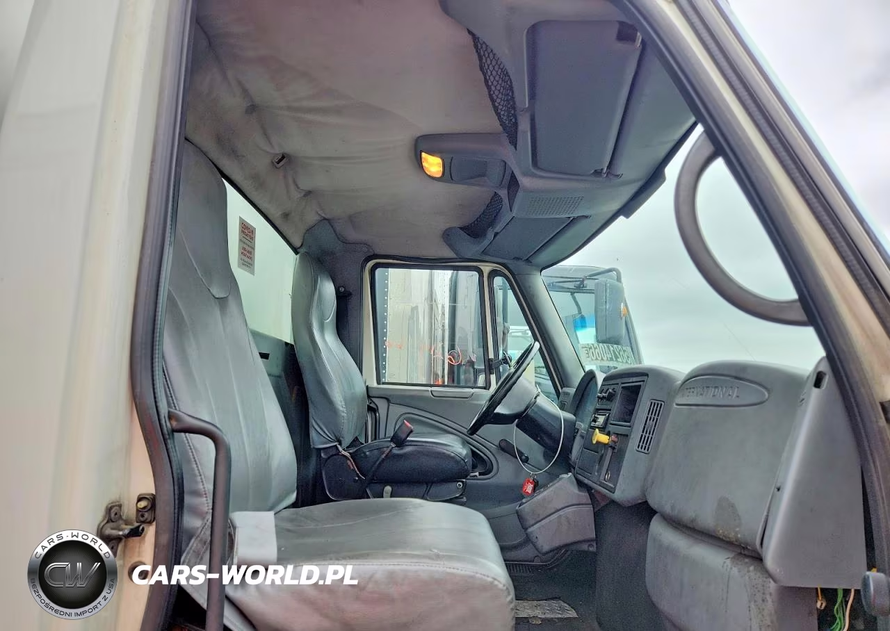 2007 International 4400 Box Truck VIN:1HTMKAAN17H503207 - 5