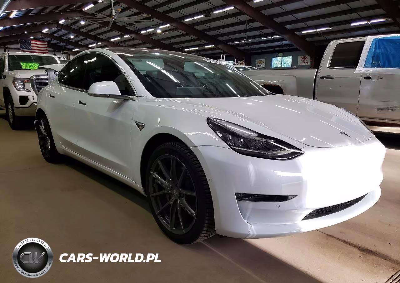2018 Tesla Model 3 VIN:5YJ3E1EA0JF051247 - 4