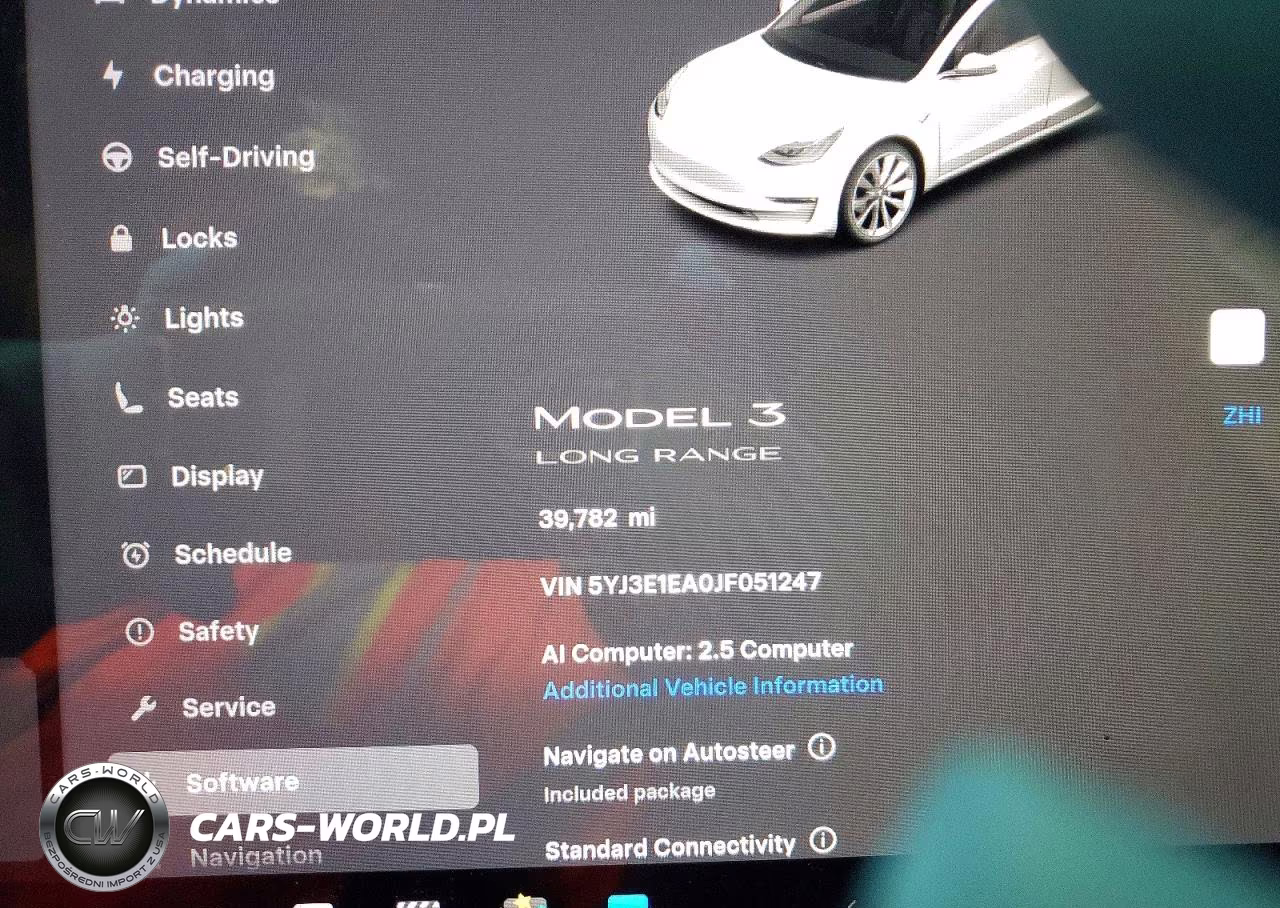 2018 Tesla Model 3 VIN:5YJ3E1EA0JF051247 - 9