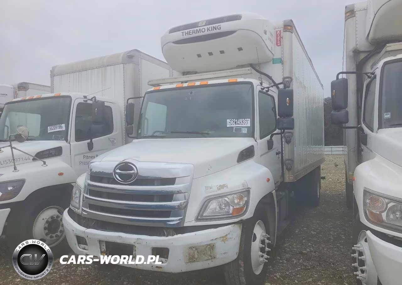2018 Hino 268A Refrigerated Box Truck VIN:5PVNJ8JR7J4S51557 - 2