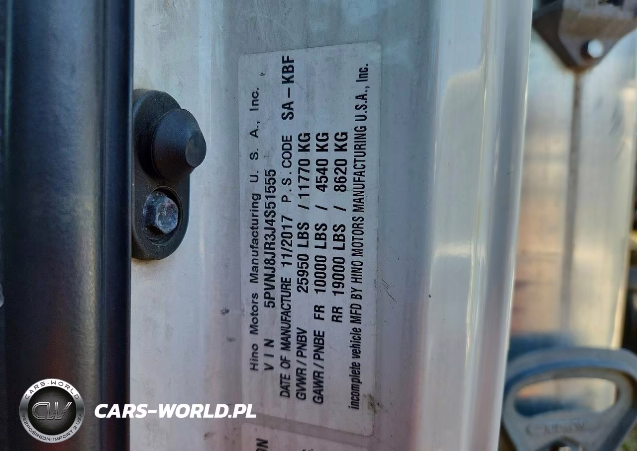 2018 Hino 268A Refrigerated Box Truck VIN:5PVNJ8JR3J4S51555 - 13