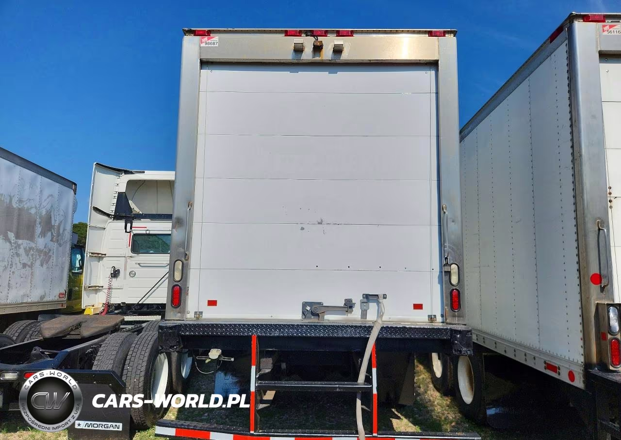 2018 Hino 268A Refrigerated Box Truck VIN:5PVNJ8JR3J4S51555 - 6