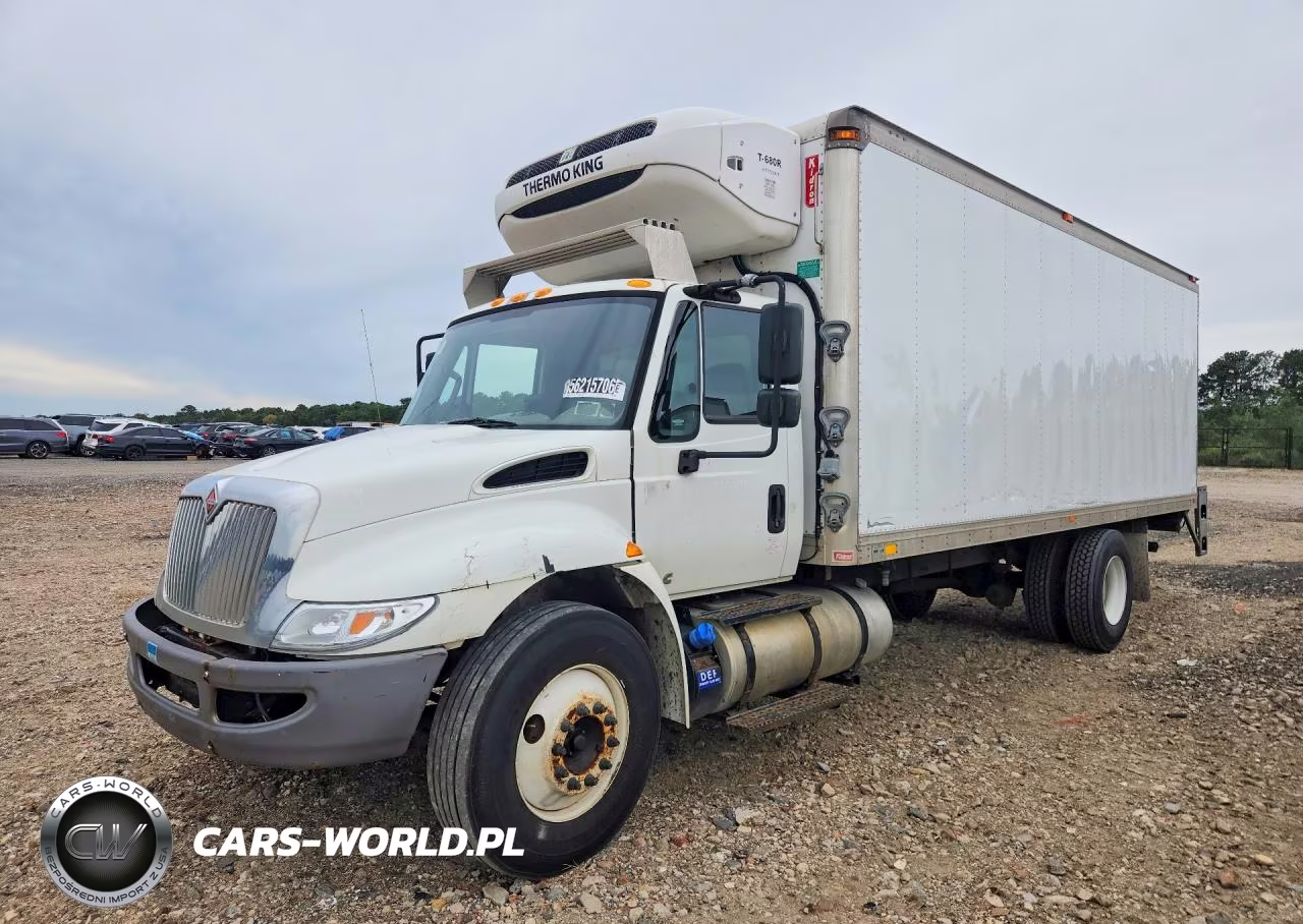 2019 International 4300 Refrigerated Box Truck