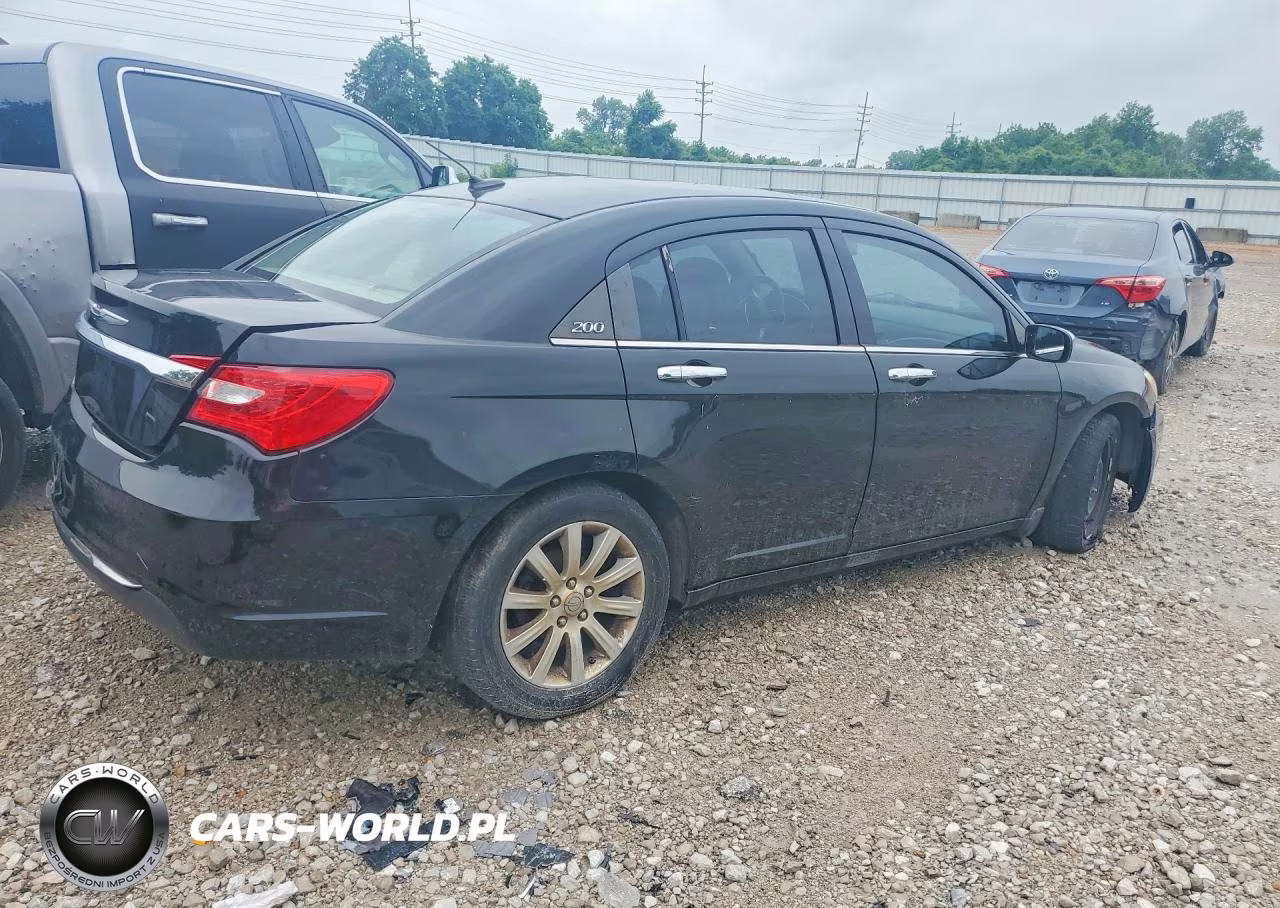 2013 Chrysler 200 Limited VIN:1C3CCBCG3DN599773 - 3