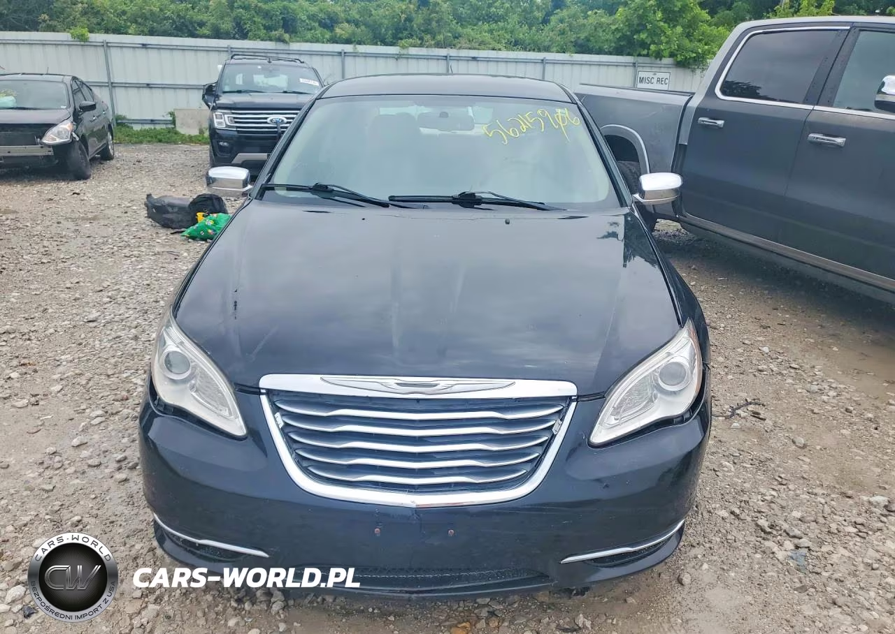 2013 Chrysler 200 Limited VIN:1C3CCBCG3DN599773 - 5