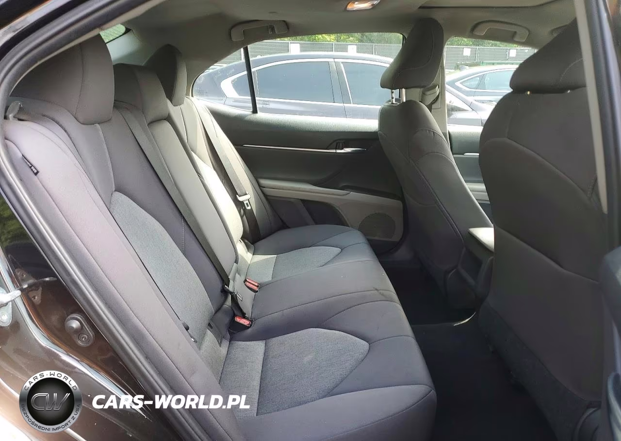 2021 Toyota Camry Le VIN:4T1C11AK3MU512216 - 10