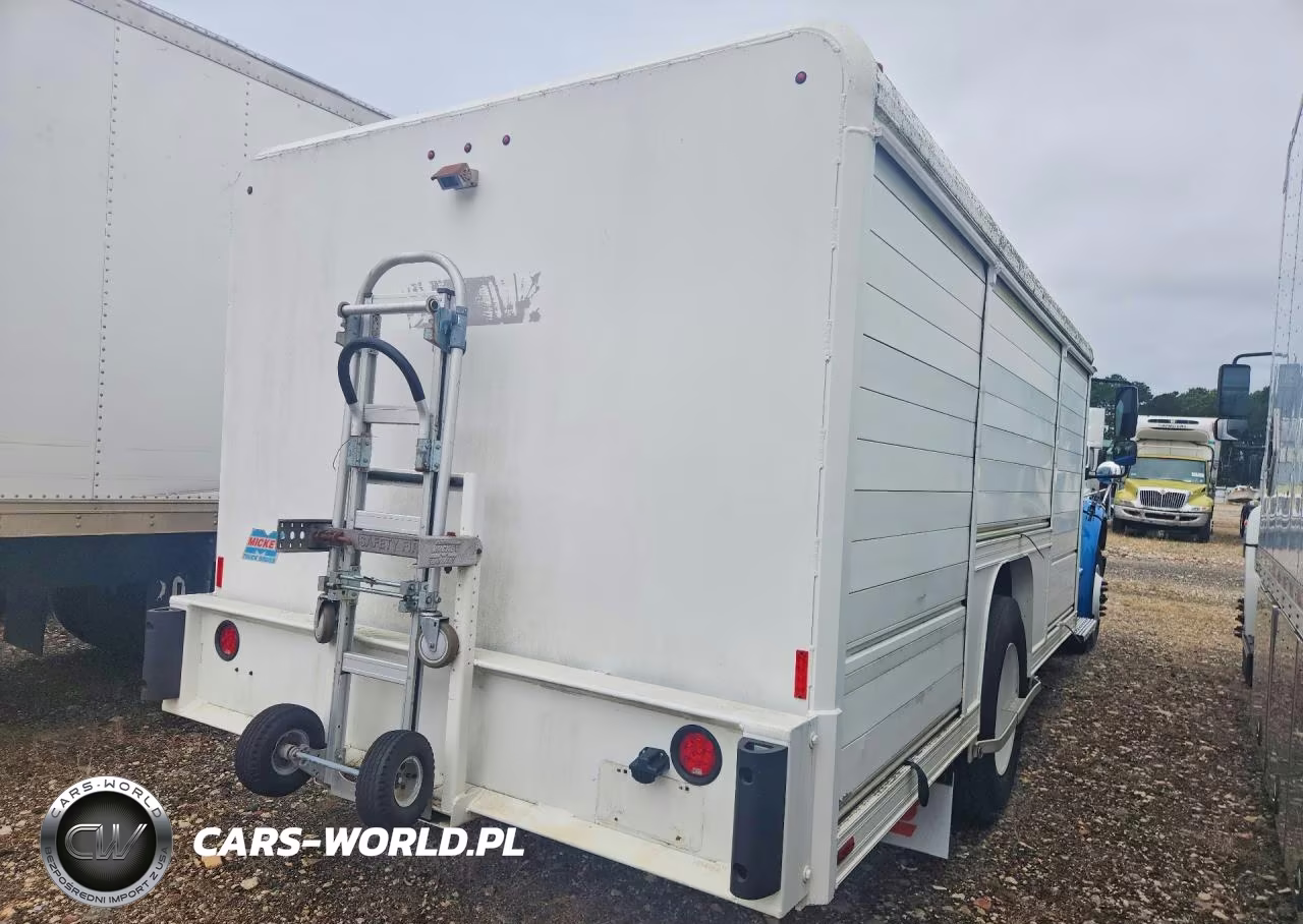 2020 Freightliner Business Class M2 Box Truck VIN:1FVACWD24LHLE3457 - 3
