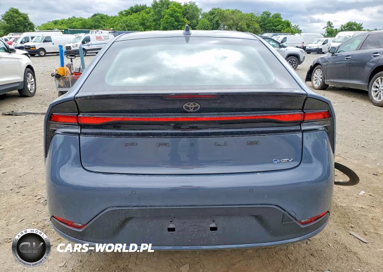 2025 Toyota Prius Le VIN:JTDACAAU4S3050369 - 6