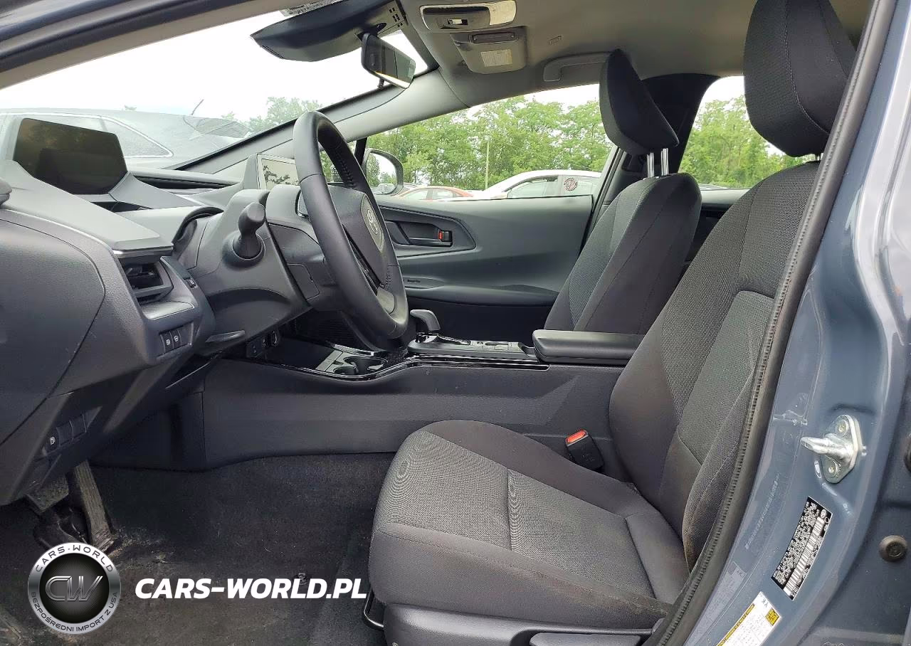 2025 Toyota Prius Le VIN:JTDACAAU4S3050369 - 7