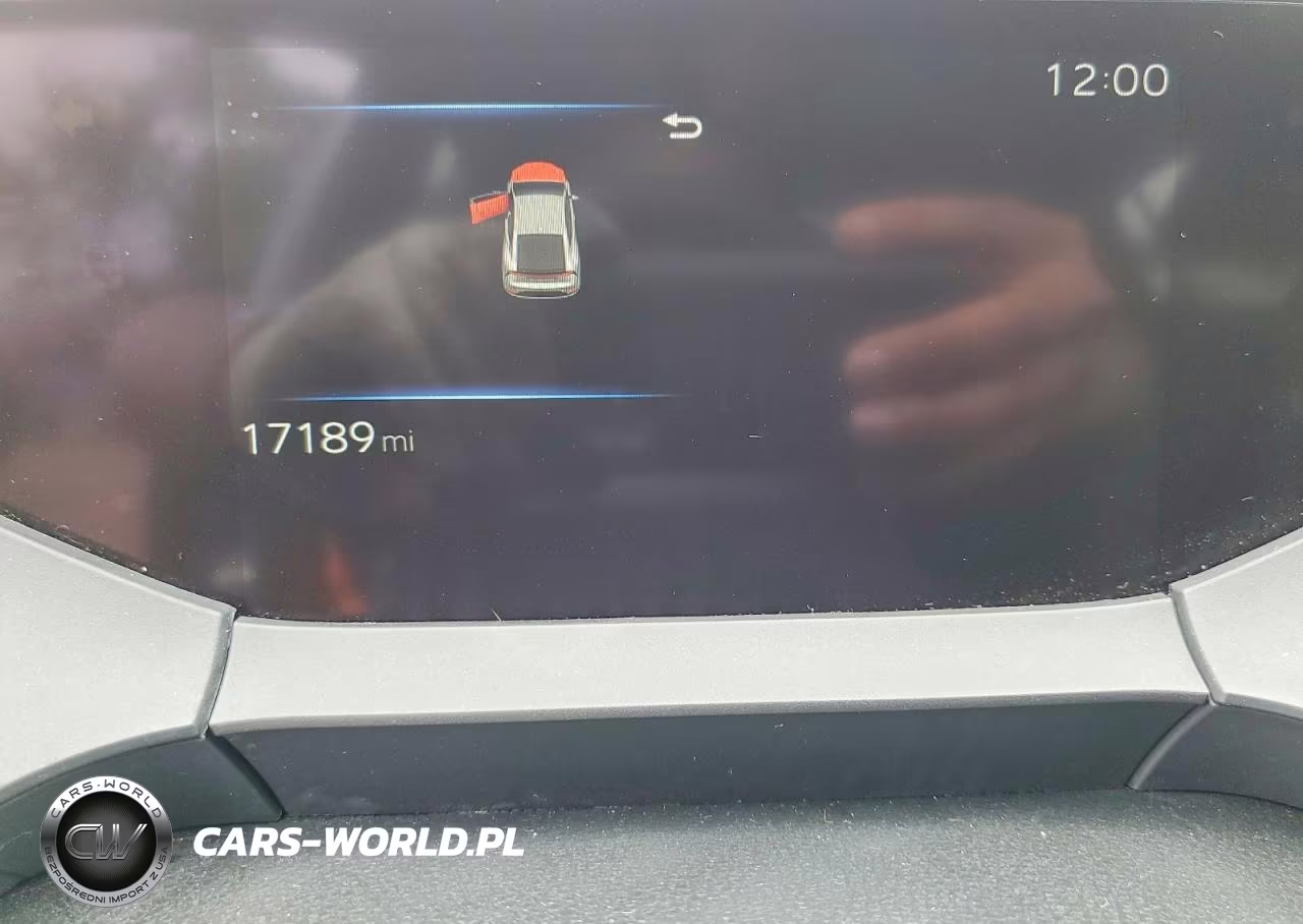 2025 Toyota Prius Le VIN:JTDACAAU4S3050369 - 9
