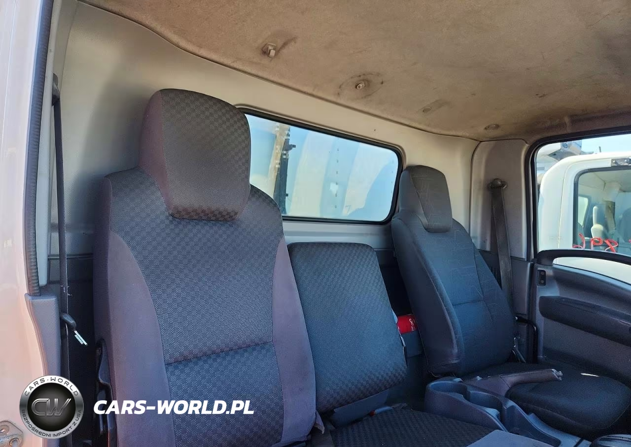 2014 Isuzu Npr Refrigerated Box Truck VIN:JALC4W166E7000069 - 11