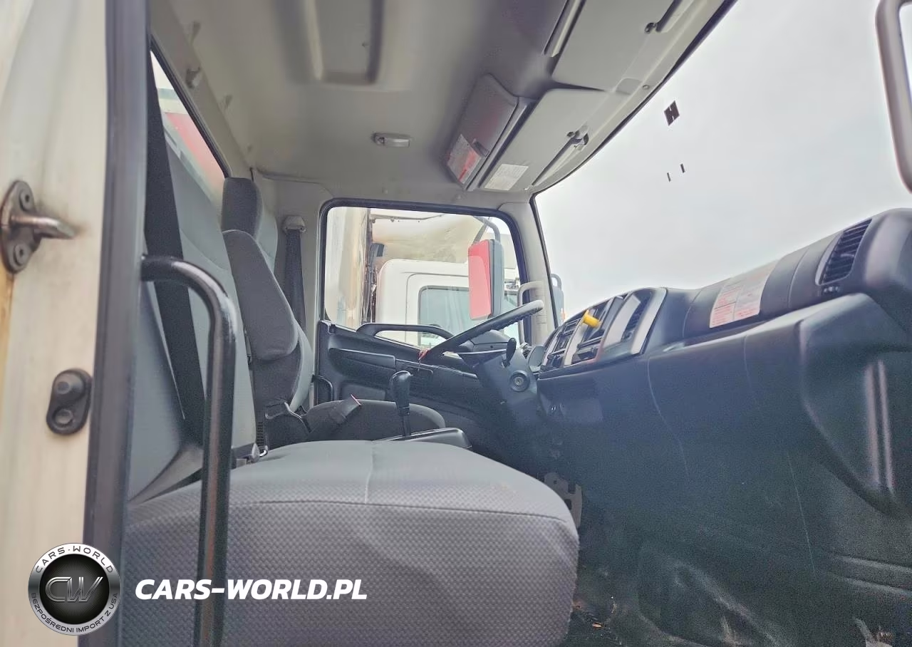 2018 Hino 268A VIN:5PVNJ8JT8J4S58240 - 5