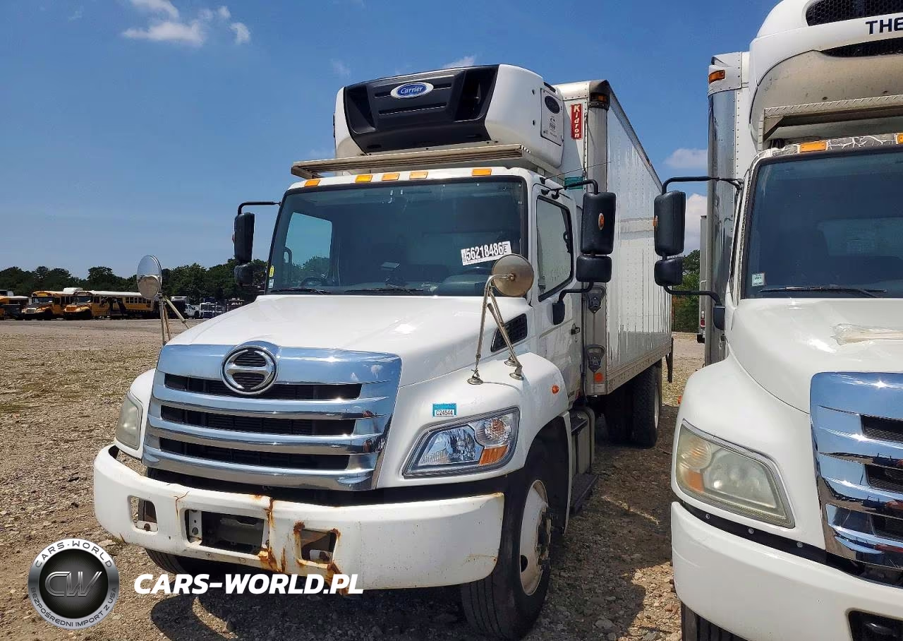 2016 Hino 268A Refrigerated Box Truck VIN:5PVNJ8JR3G4S51211 - 2