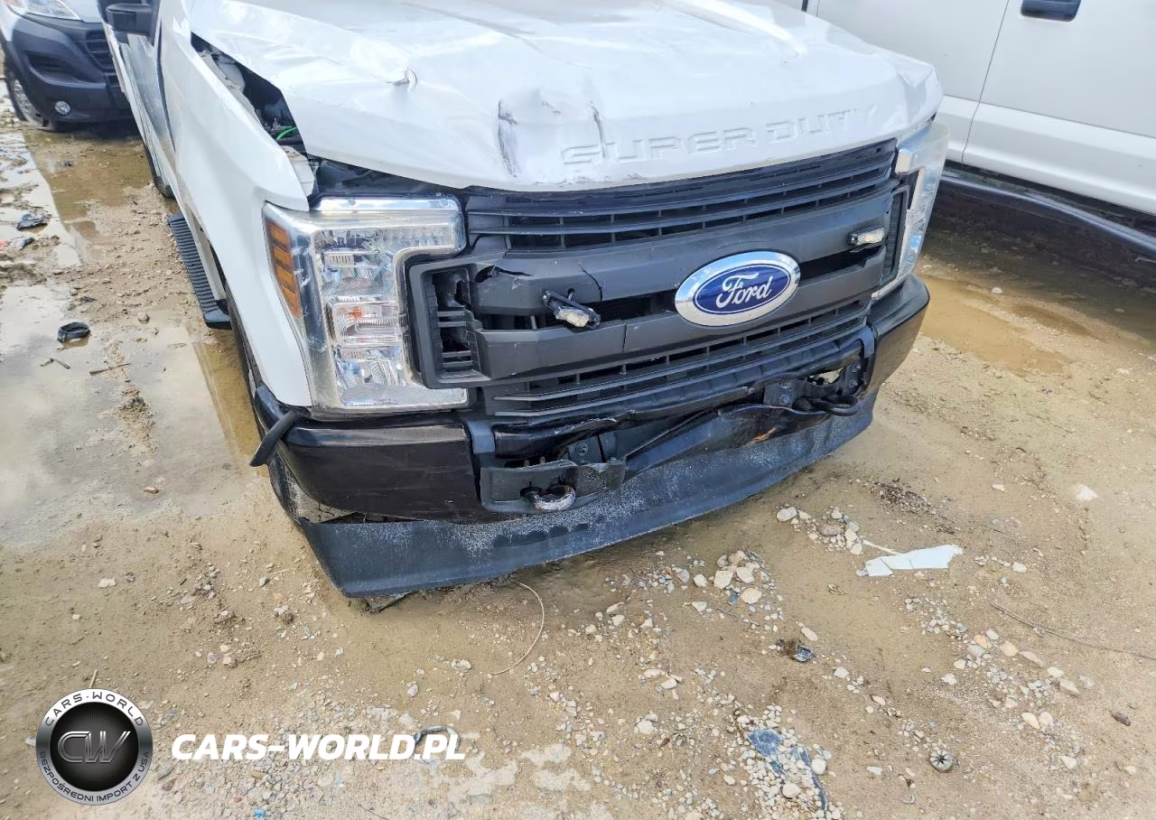 2019 Ford F250 Super Duty VIN:1FDBF2A62KEE68402 - 9