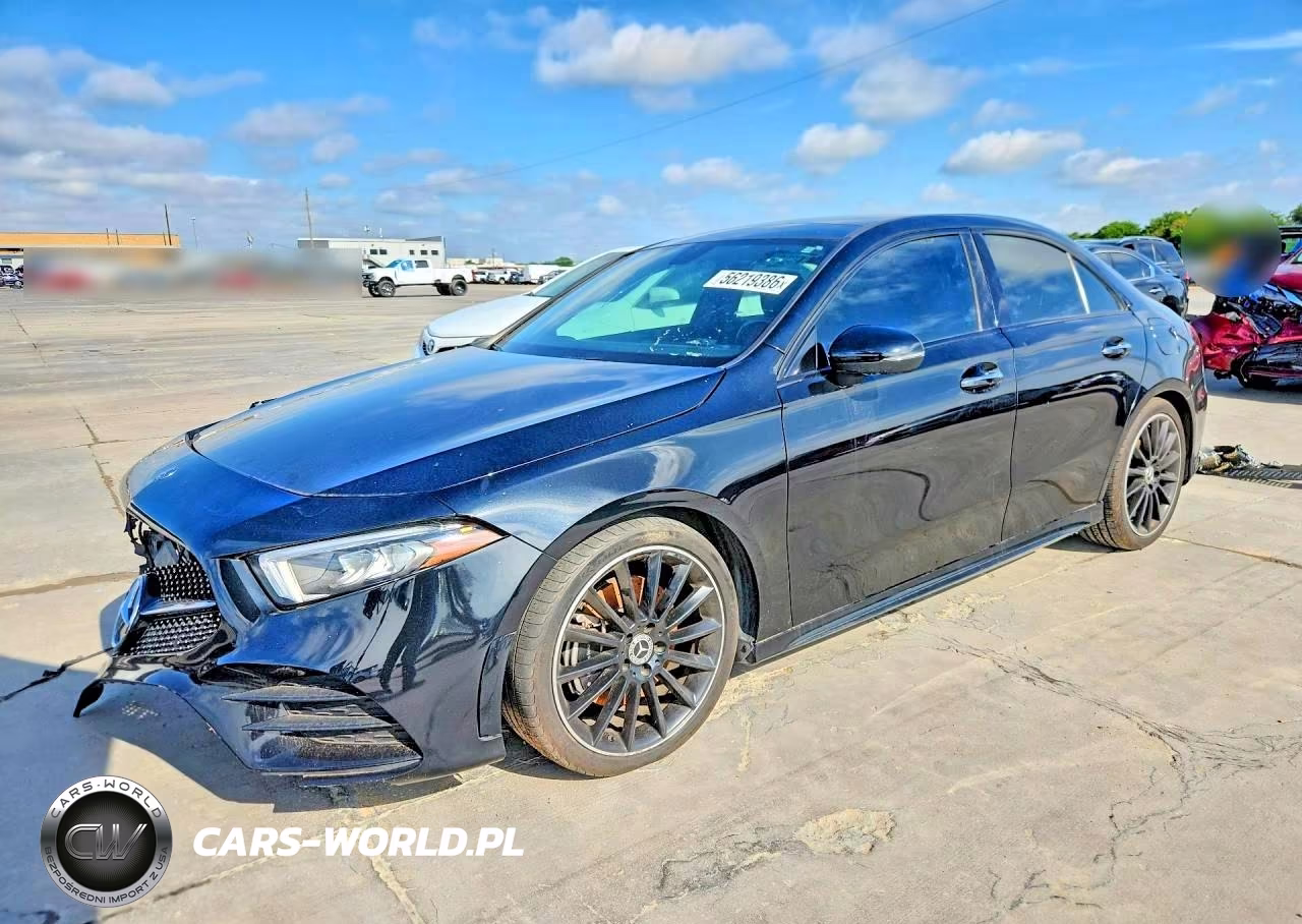 2020 Mercedes-Benz A 220 – zdjęcie 1 z 13