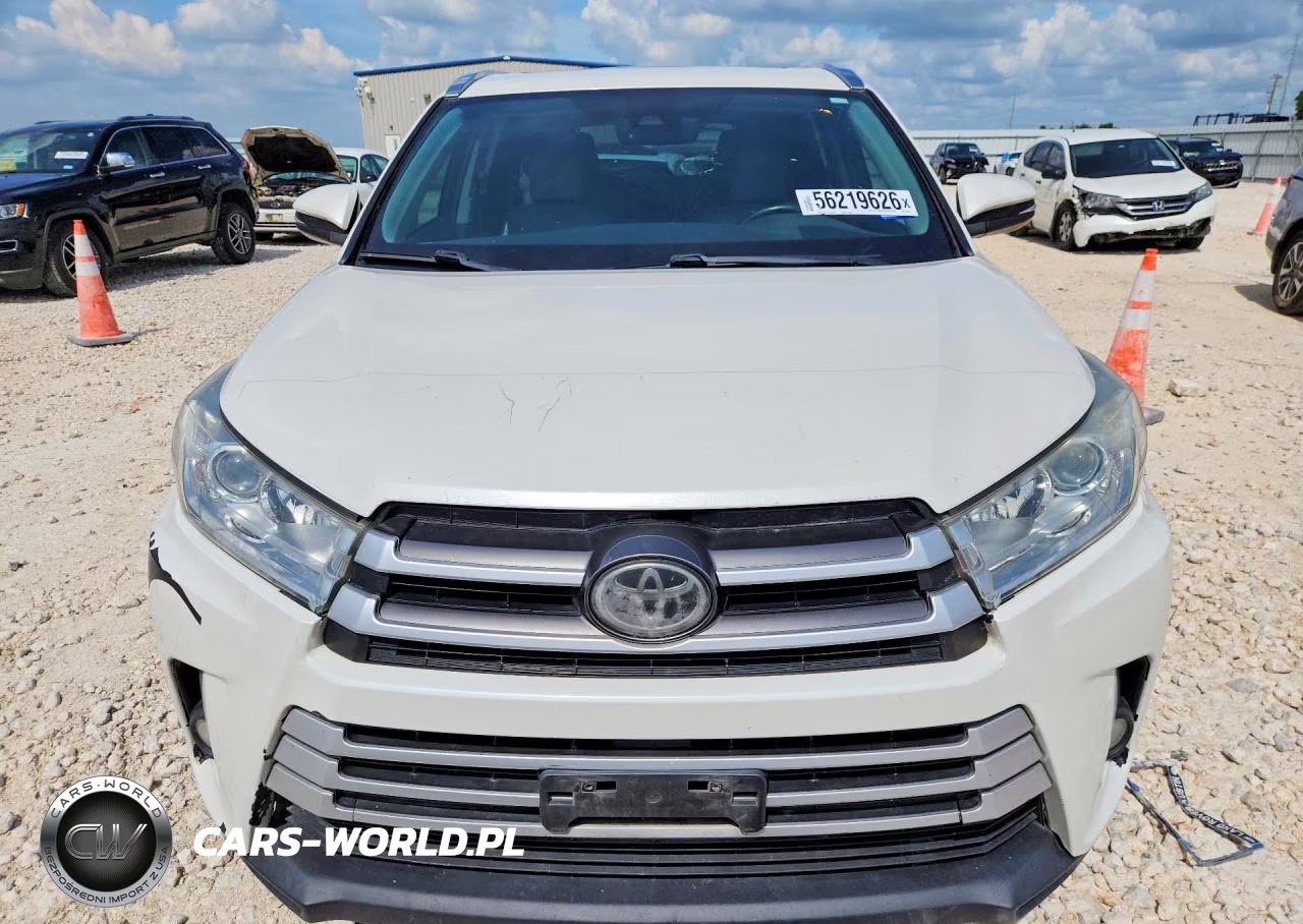 2019 Toyota Highlander Xle VIN:5TDKZRFH5KS555851 - 5