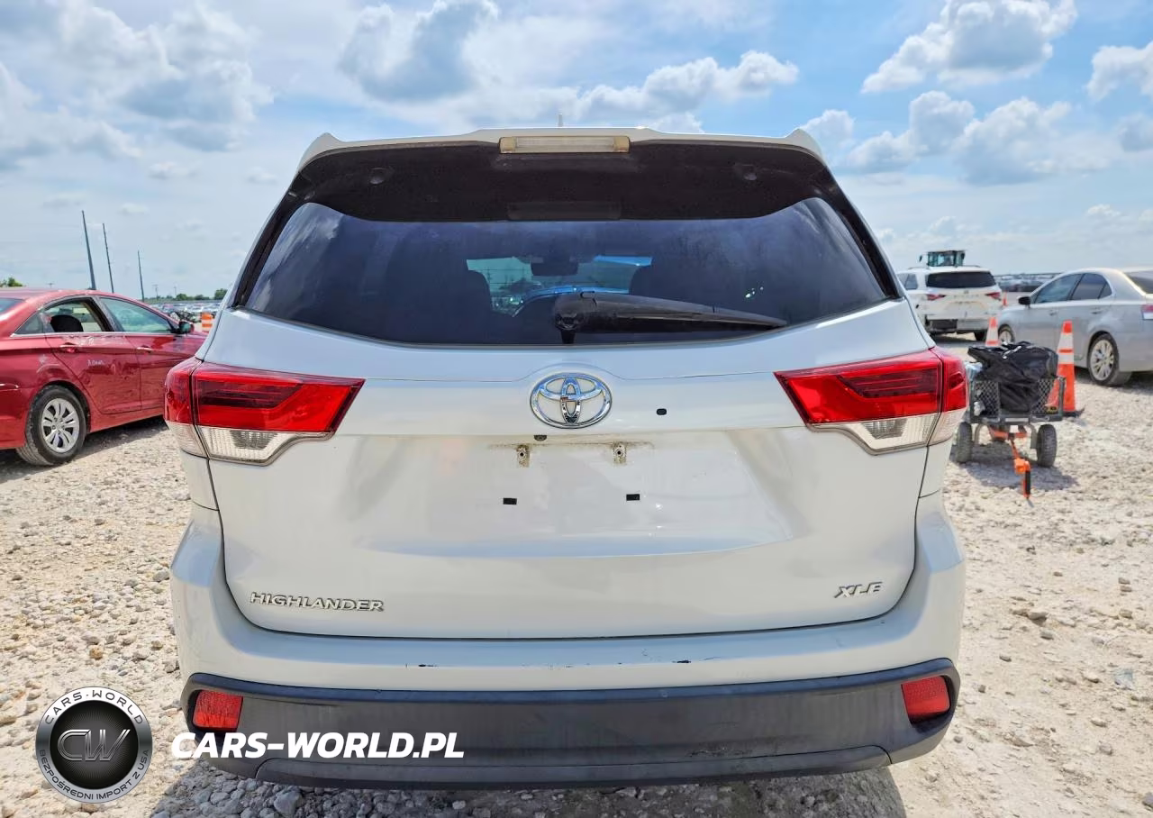 2019 Toyota Highlander Xle VIN:5TDKZRFH5KS555851 - 6