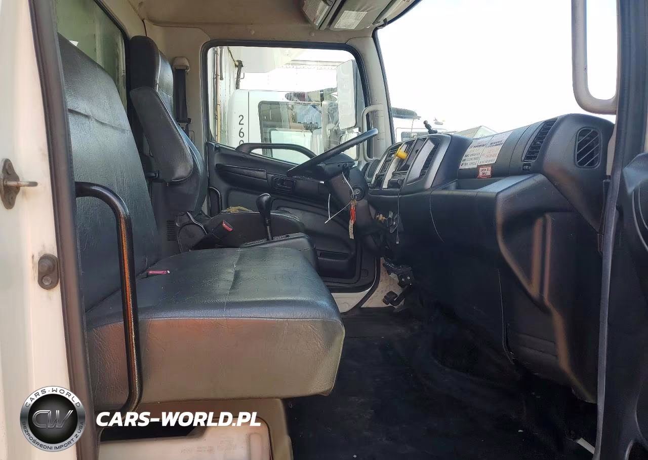 2019 Hino 268A Refrigerated Box Truck VIN:5PVNJ8JT3K4S58650 - 5