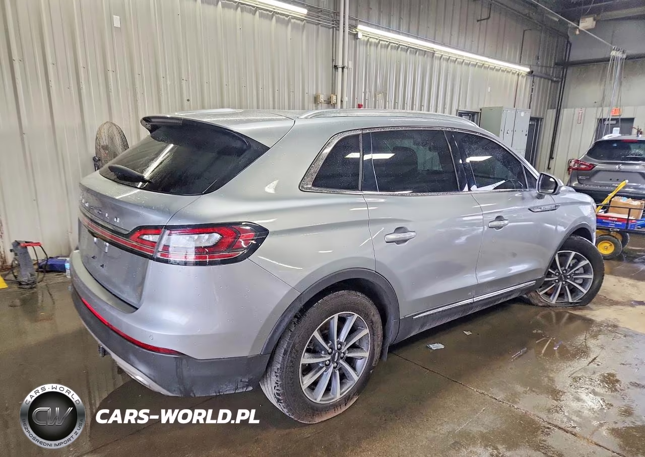 2022 Lincoln Nautilus VIN:2LMPJ8J95NBL27135 - 3