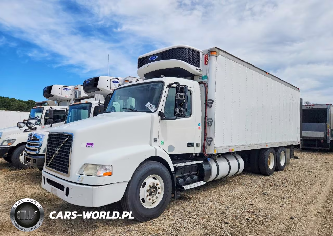 2016 Volvo Vnm Refrigerated Box Truck VIN:4V5MC9DF0GN955891 - 2