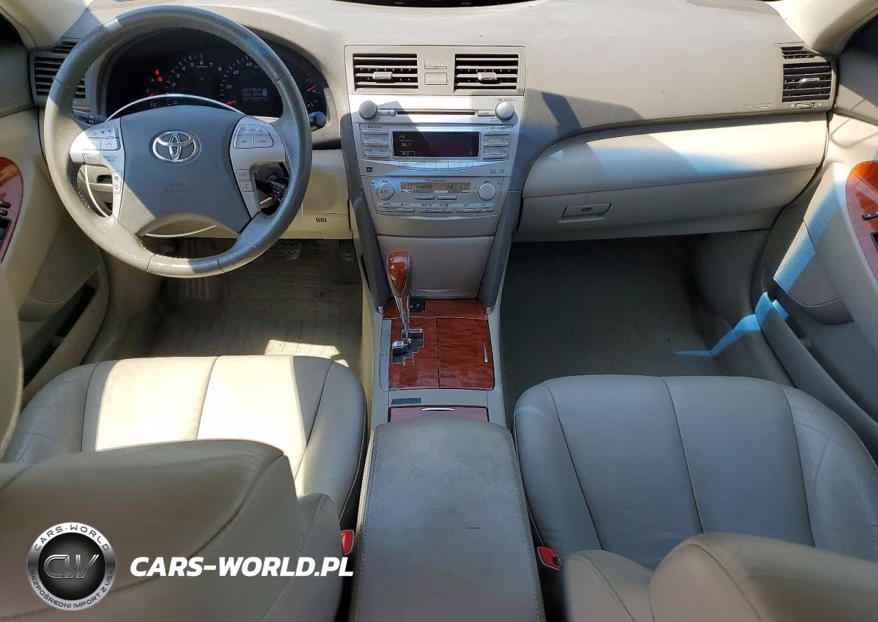 2011 Toyota Camry Xle VIN:4T1BF3EK0BU590582 - 8