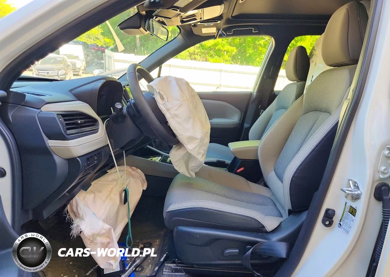2025 Subaru Forester Premium VIN:JF2SLSED3SH403080 - 7