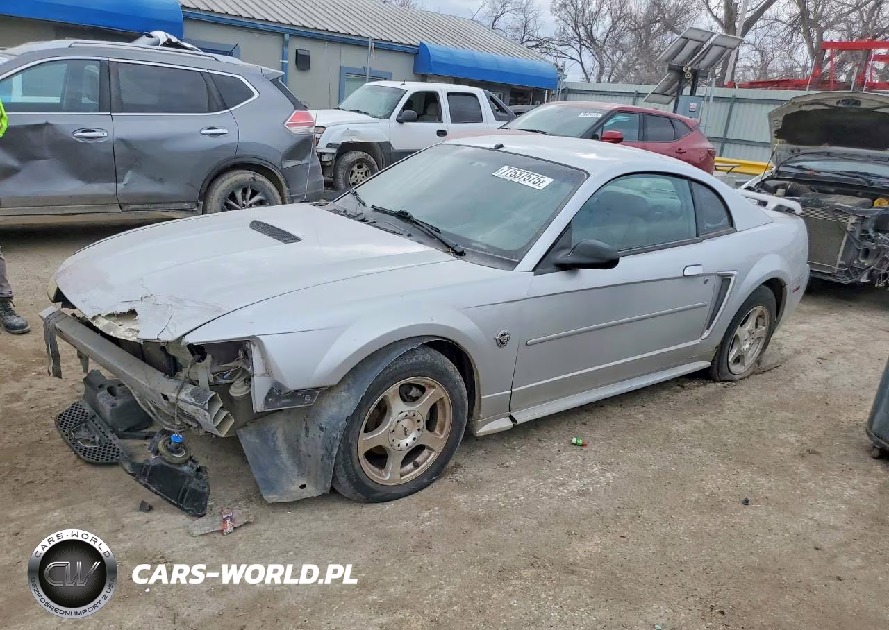 2004 Ford Mustang