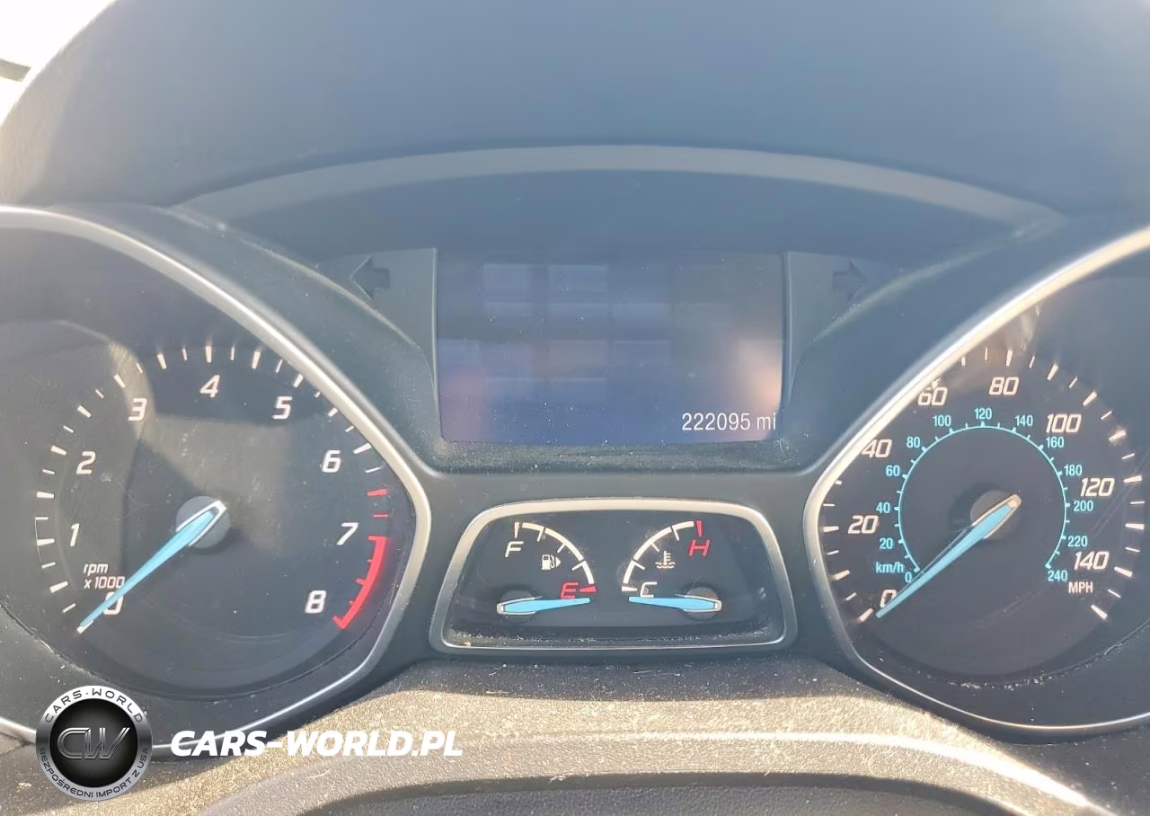 2015 Ford Escape Se VIN:1FMCU0G96FUC76864 - 9