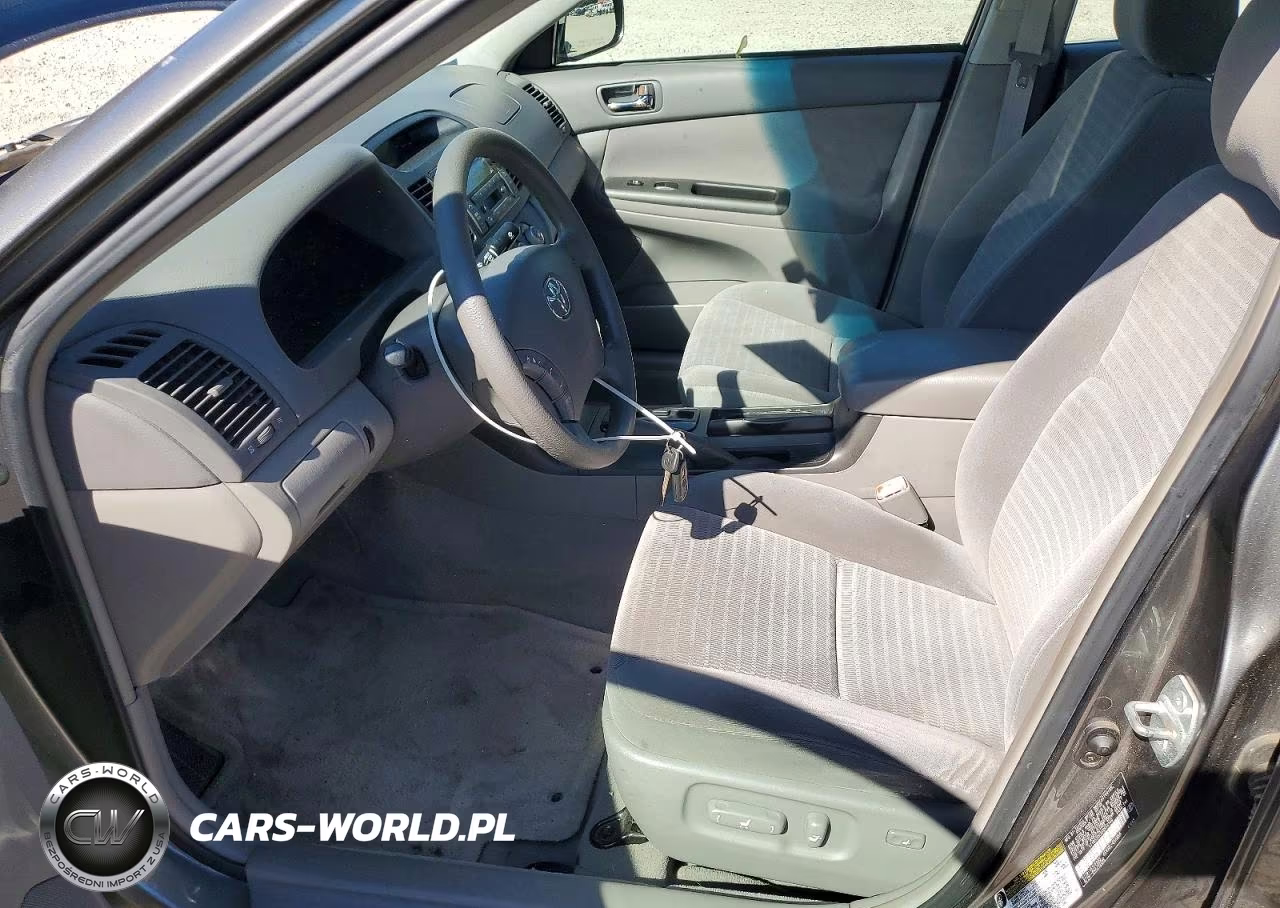 2005 Toyota Camry Le VIN:4T1BE32K25U556140 - 7