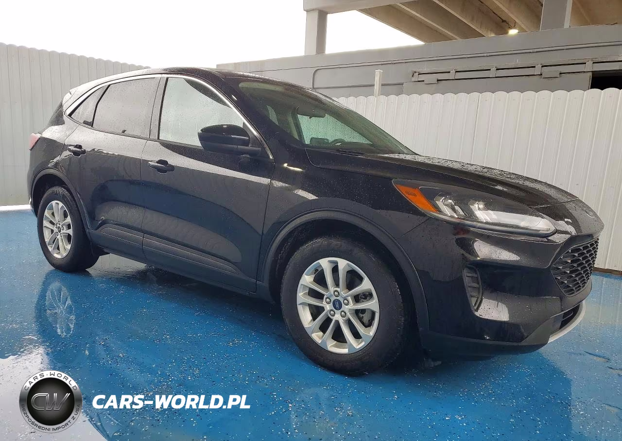 FORD ESCAPE SE VIN:1FMCU0G67LUA25417 - 4