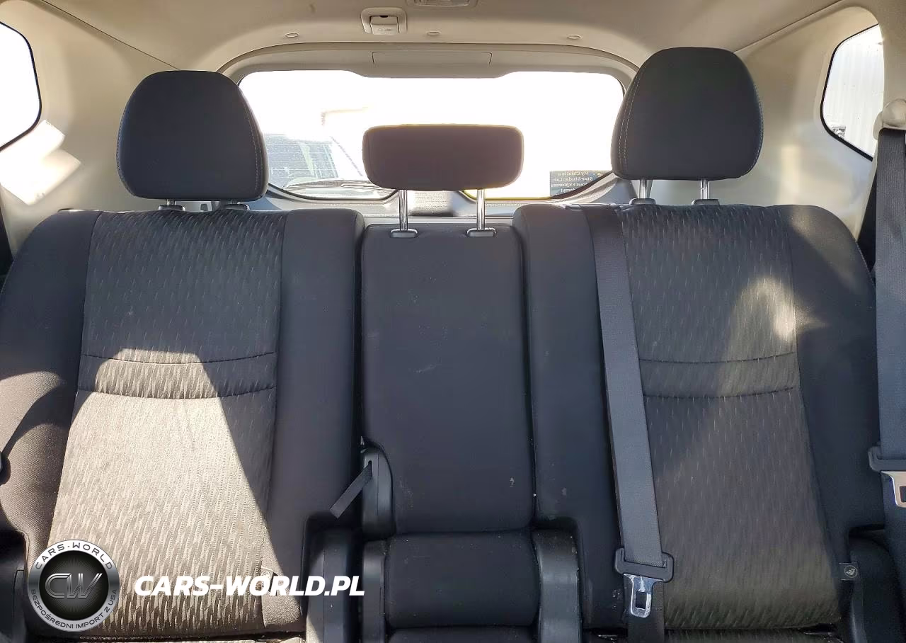 2019 Nissan Rogue S VIN:JN8AT2MT7KW253171 - 10