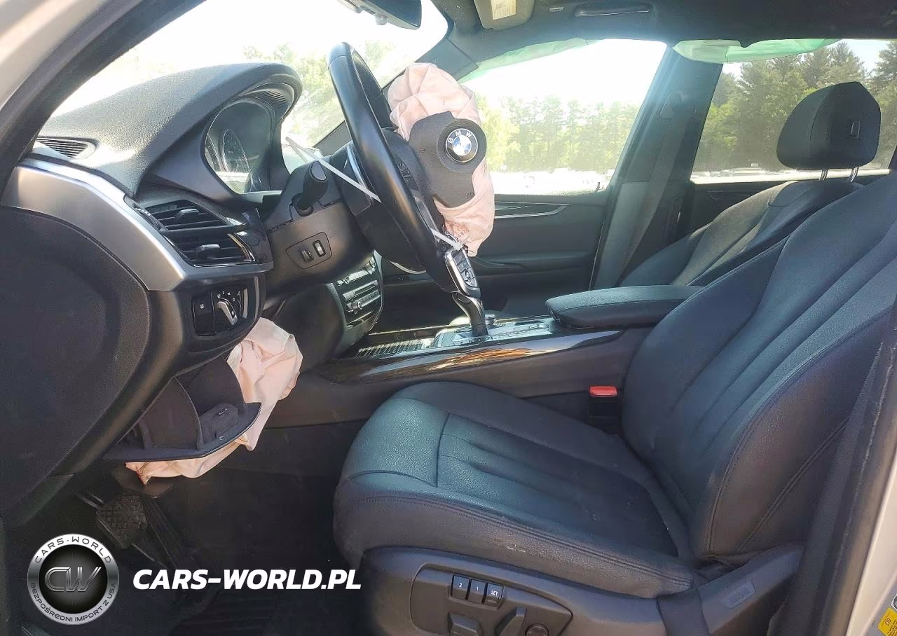 2018 BMW X5 xDrive35I VIN:5UXKR0C5XJ0X86895 - 7