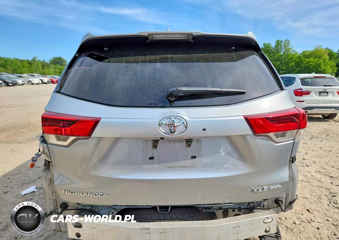 2018 Toyota Highlander Xle VIN:5TDJZRFH8JS549259 - 6