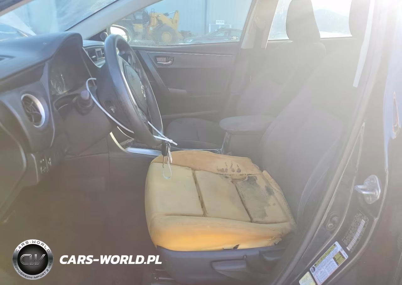 2019 Toyota Corolla Le VIN:2T1BURHE3KC128808 - 7