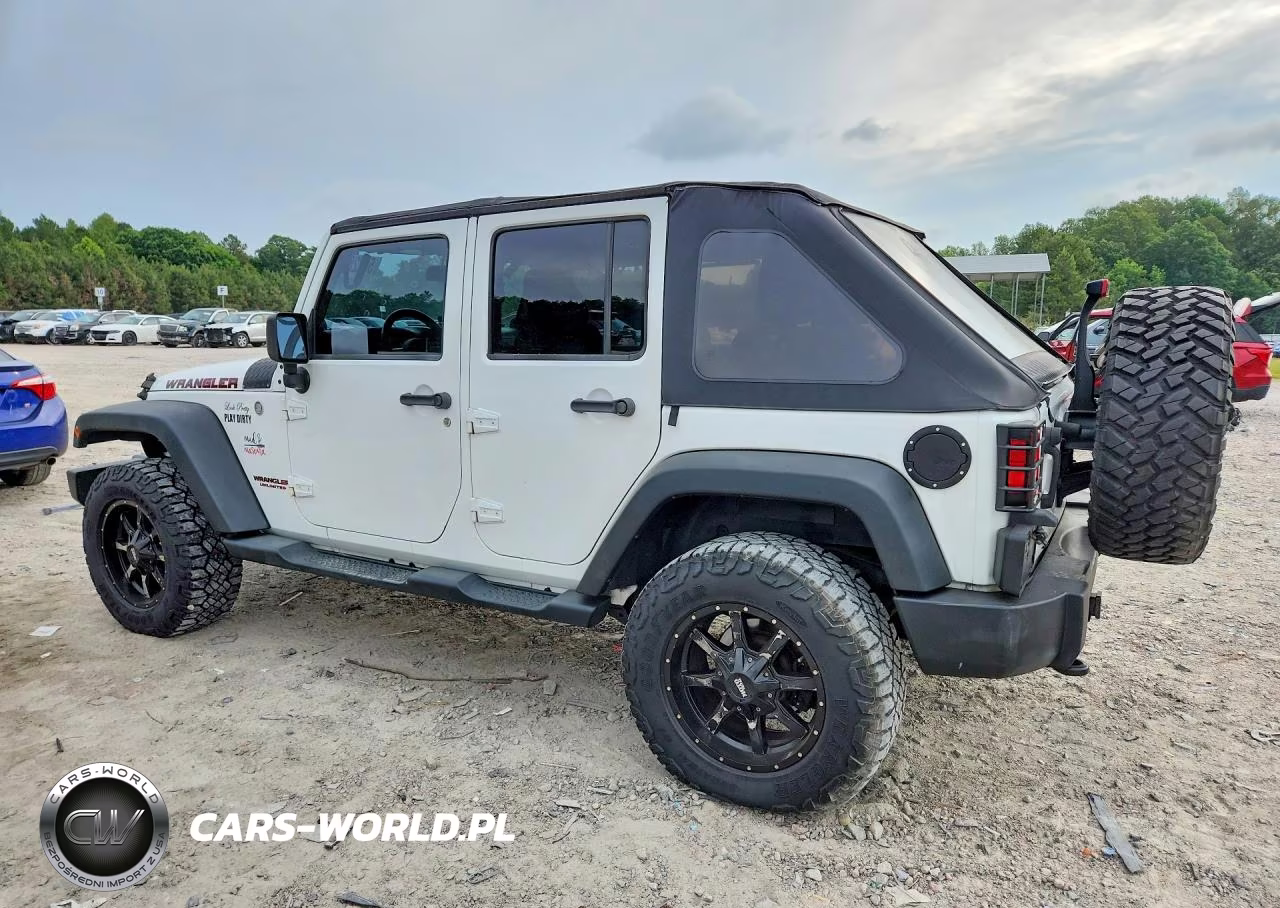 2014 Jeep Wrangler Unlimited Sport VIN:1C4BJWDG3EL244019 - 2