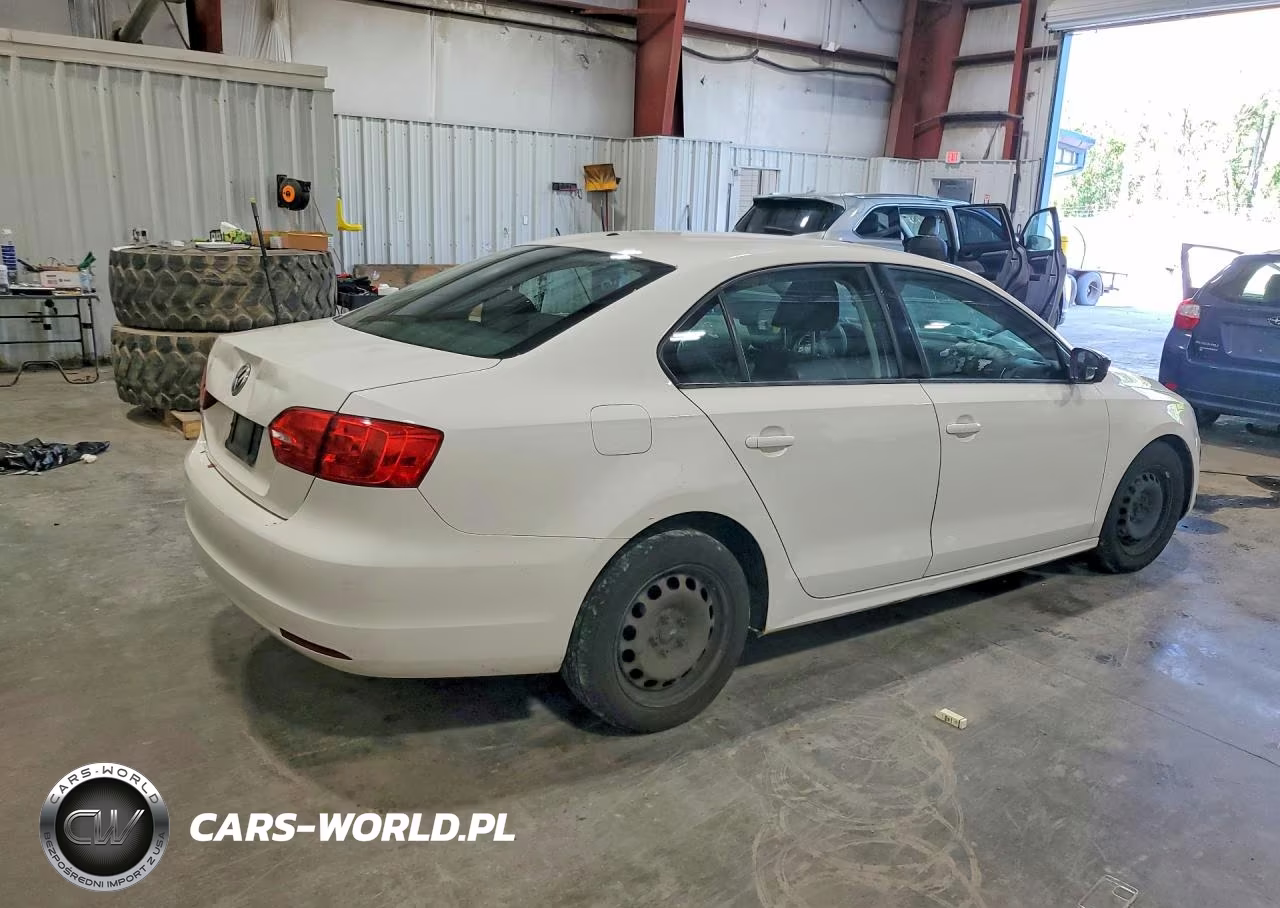 2013 Volkswagen Jetta Base VIN:3VW2K7AJ7DM372874 - 3