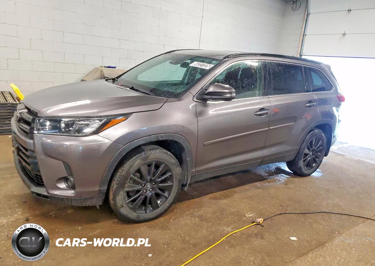 2019 Toyota Highlander Se – zdjęcie 1 z 13