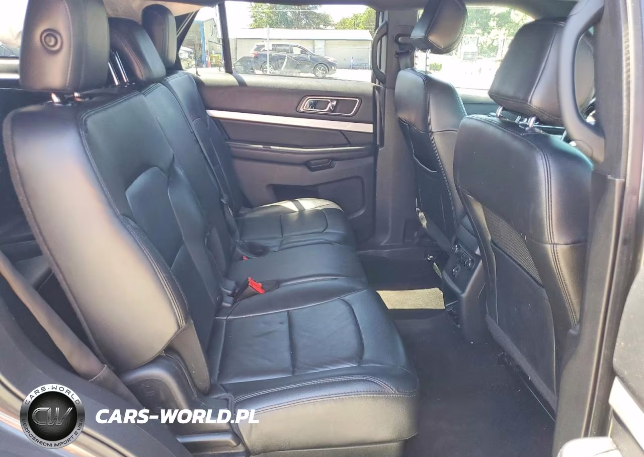 2016 Ford Explorer Xlt VIN:1FM5K7DHXGGC38606 - 11