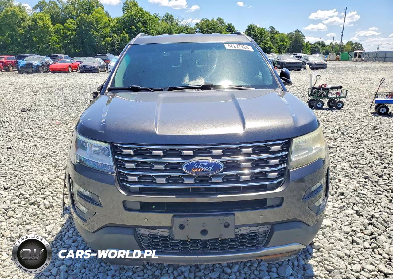 2016 Ford Explorer Xlt VIN:1FM5K7DHXGGC38606 - 5