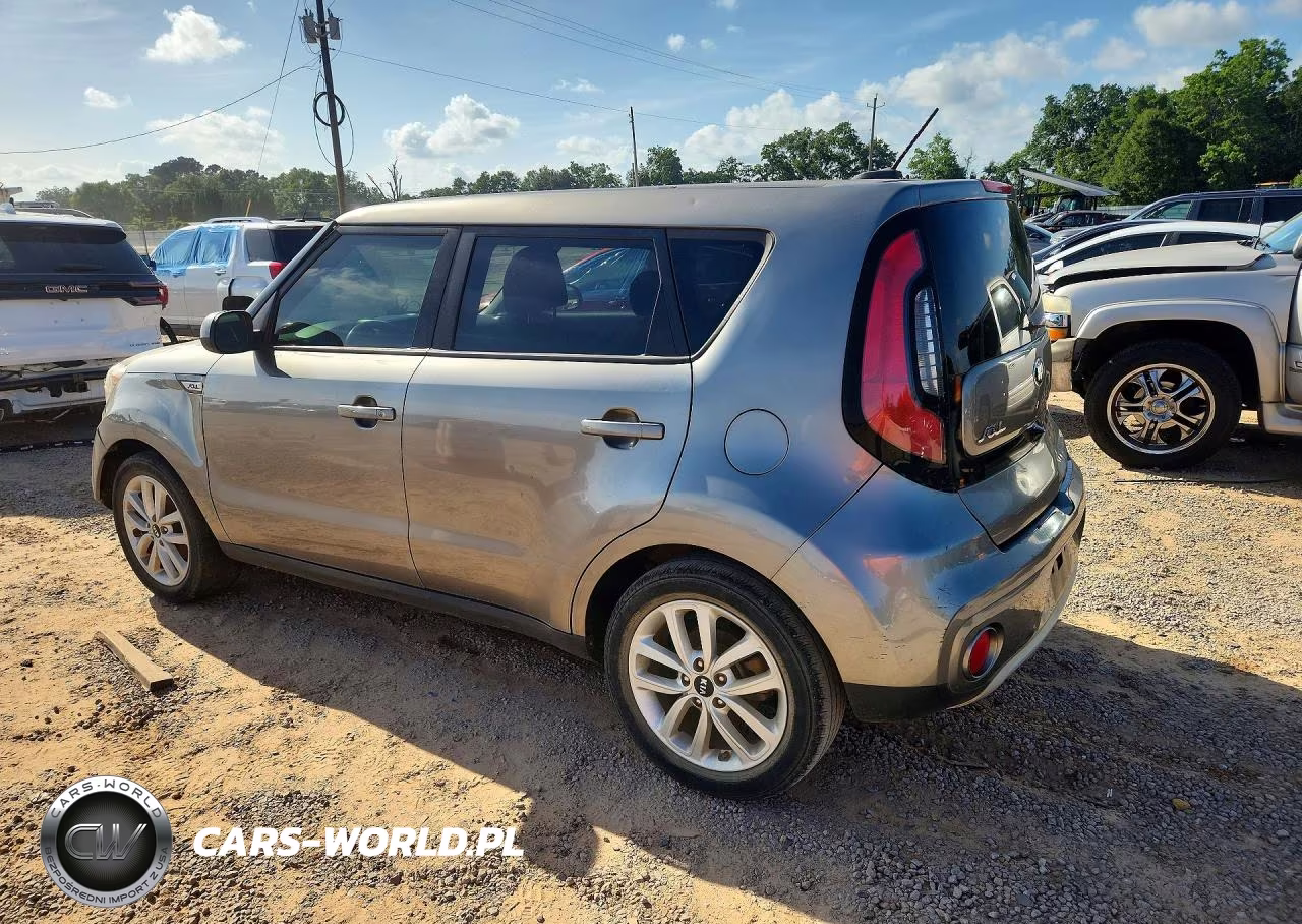 2019 Kia Soul + VIN:KNDJP3A58K7698802 - 2