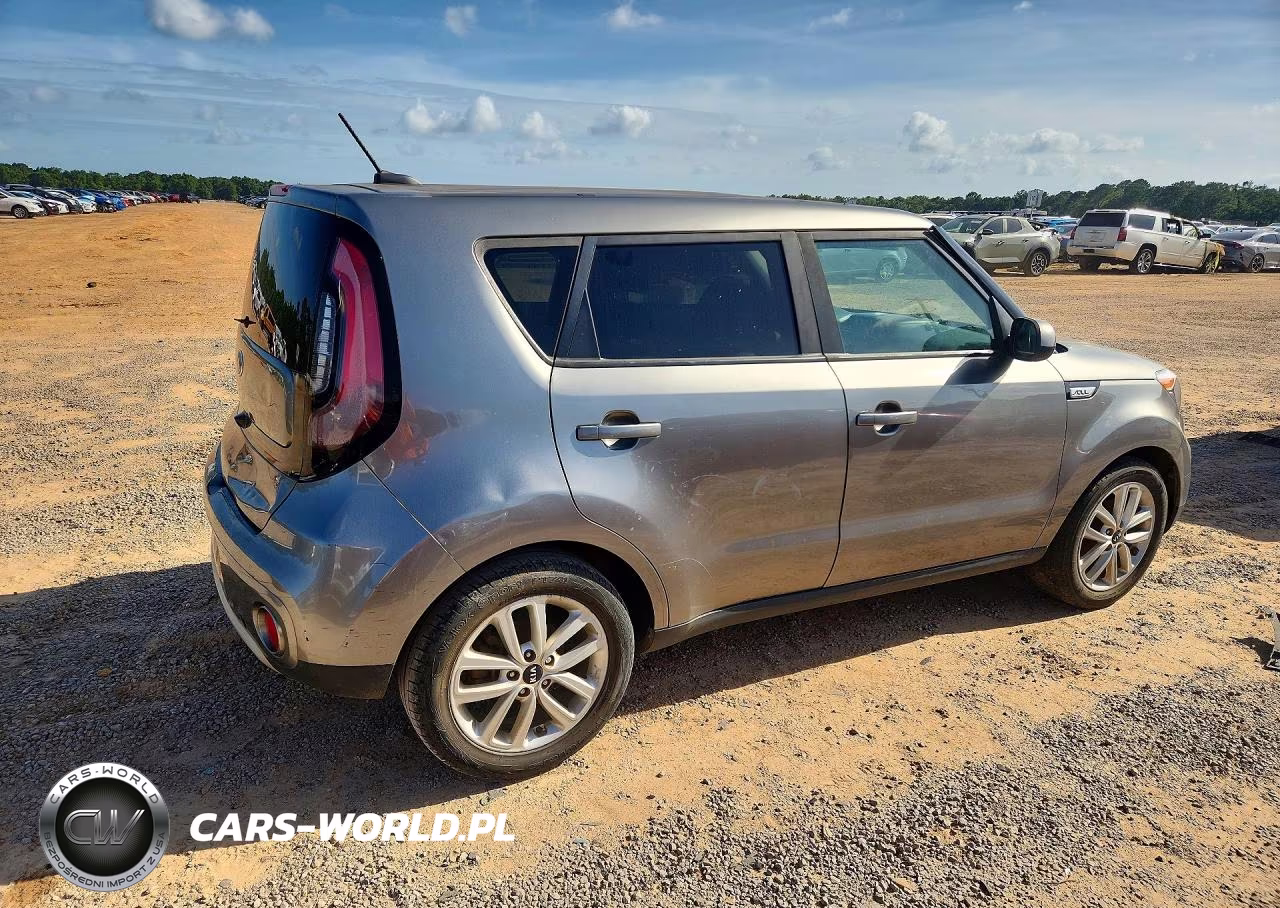 2019 Kia Soul + VIN:KNDJP3A58K7698802 - 3
