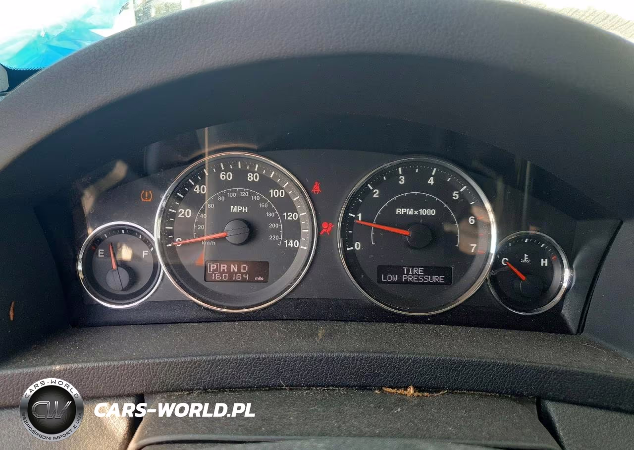 2009 Jeep Grand Cherokee Laredo VIN:1J8HR48P99C539836 - 9