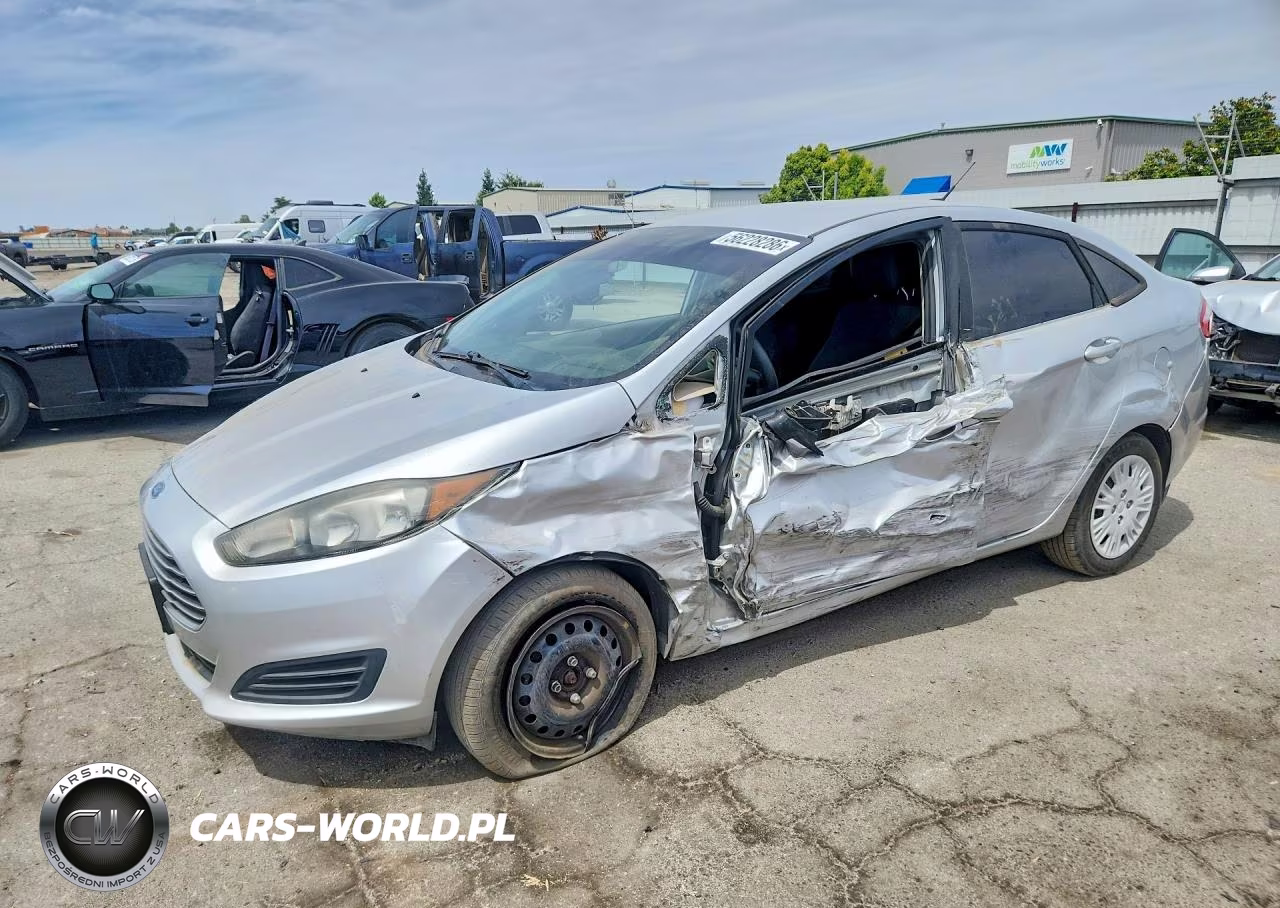 2017 Ford Fiesta S – zdjęcie 1 z 12