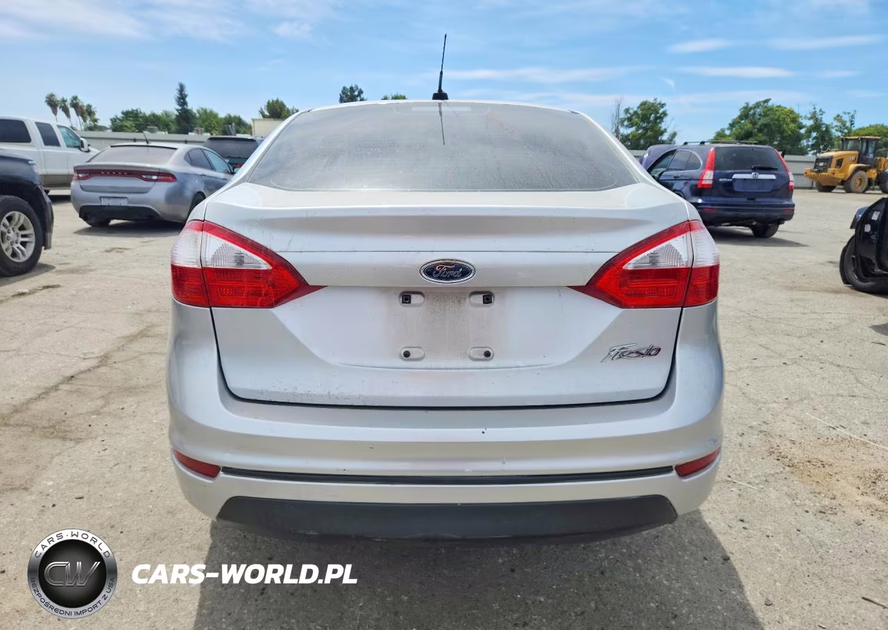 2017 Ford Fiesta S VIN:3FADP4AJ0HM170238 - 6